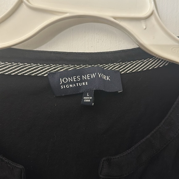 Jones New York Signature 3/4 sleeve top - Picture 2 of 3